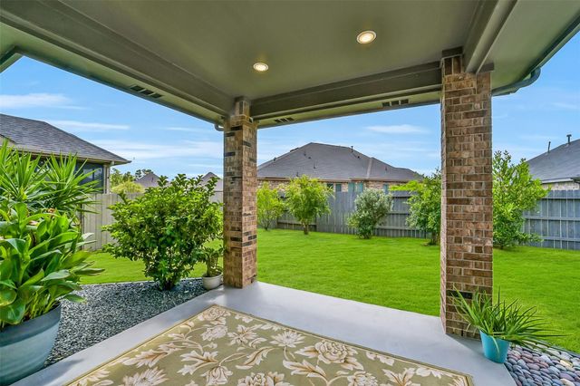 17076 Easter Lily Drive, Conroe, TX 77385