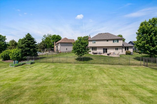 21042 Lakewoods Lane, Shorewood, IL 60404