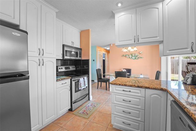 11465 69TH AVENUE, Seminole, FL 33772