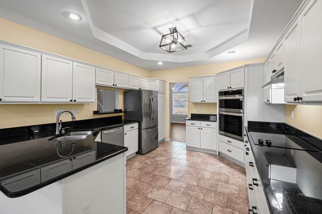 3339 PEMBROKE ELLIS CV, Memphis, TN 38133