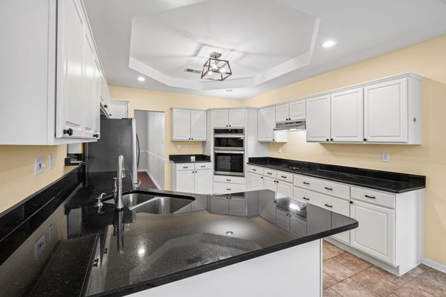 3339 PEMBROKE ELLIS CV, Memphis, TN 38133