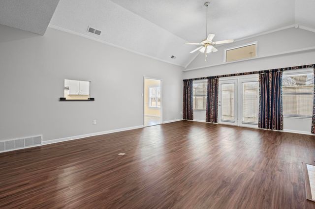 3339 PEMBROKE ELLIS CV, Memphis, TN 38133