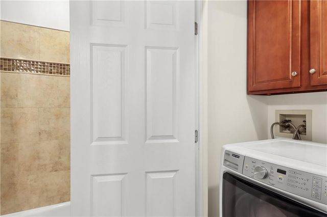 5909 Greenwood Street, Shawnee, KS 66216