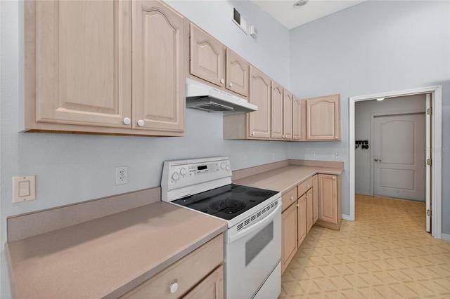 32 WALKER DRIVE, Palm Coast, FL 32164