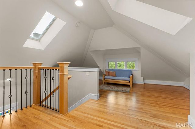 30 Gray Avenue, Webster Groves, MO 63119