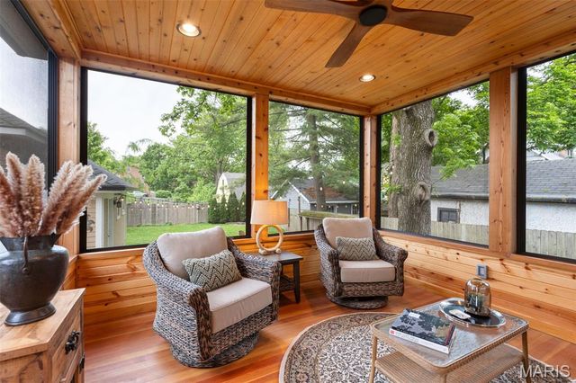 30 Gray Avenue, Webster Groves, MO 63119
