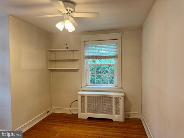 8235 BROOKSIDE RD, Elkins Park, PA 19027