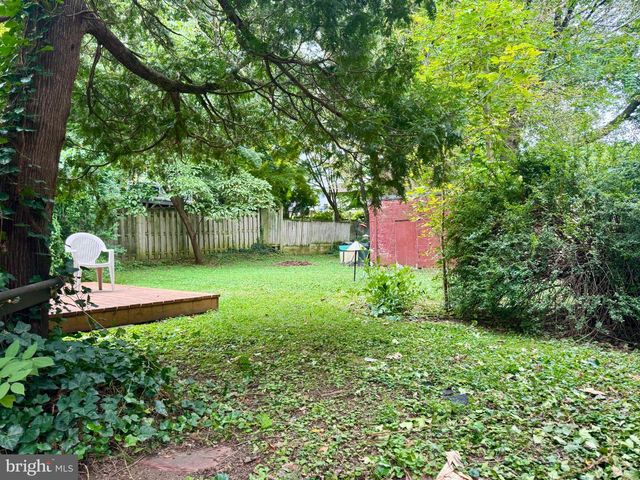 8235 BROOKSIDE RD, Elkins Park, PA 19027