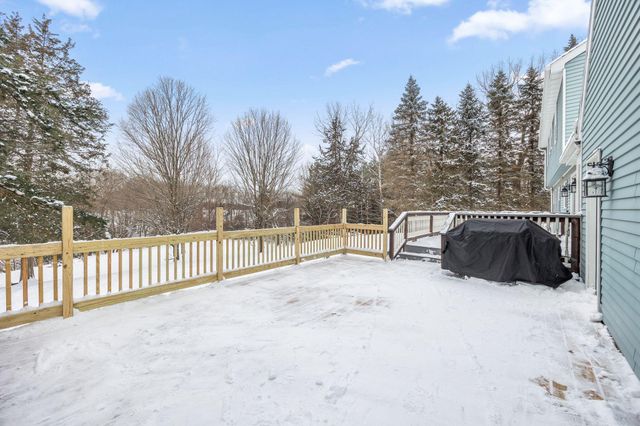 33214 Nueman Court, Lindstrom, MN 55045