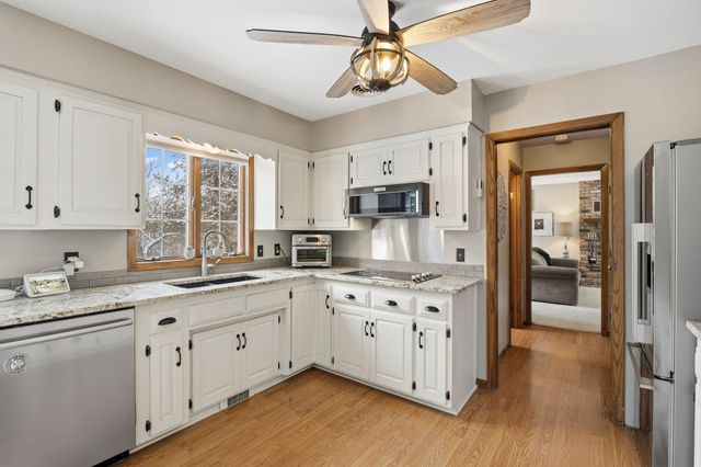 33214 Nueman Court, Lindstrom, MN 55045