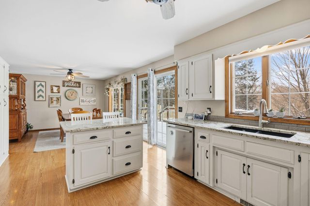 33214 Nueman Court, Lindstrom, MN 55045