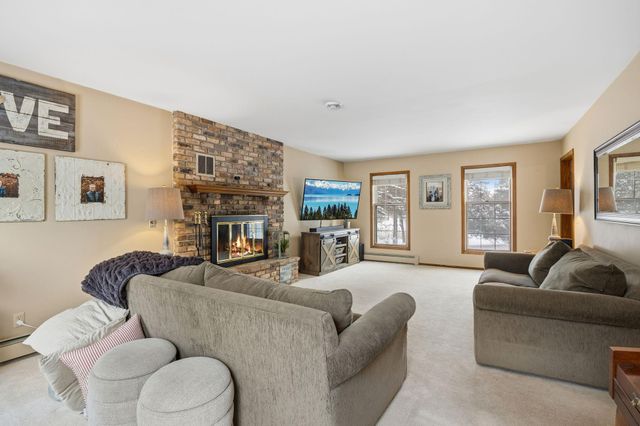 33214 Nueman Court, Lindstrom, MN 55045