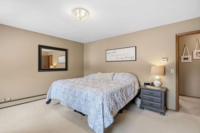 33214 Nueman Court, Lindstrom, MN 55045