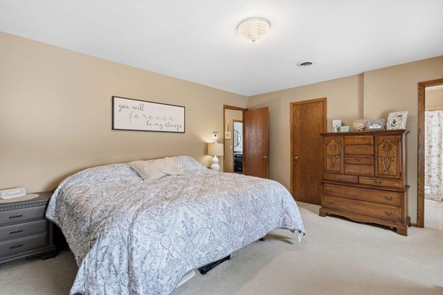 33214 Nueman Court, Lindstrom, MN 55045