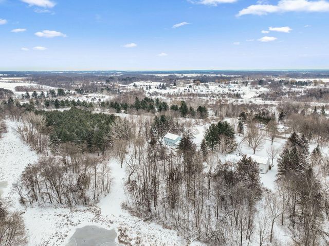 33214 Nueman Court, Lindstrom, MN 55045