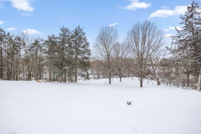 33214 Nueman Court, Lindstrom, MN 55045