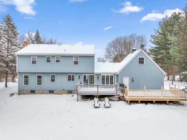 33214 Nueman Court, Lindstrom, MN 55045