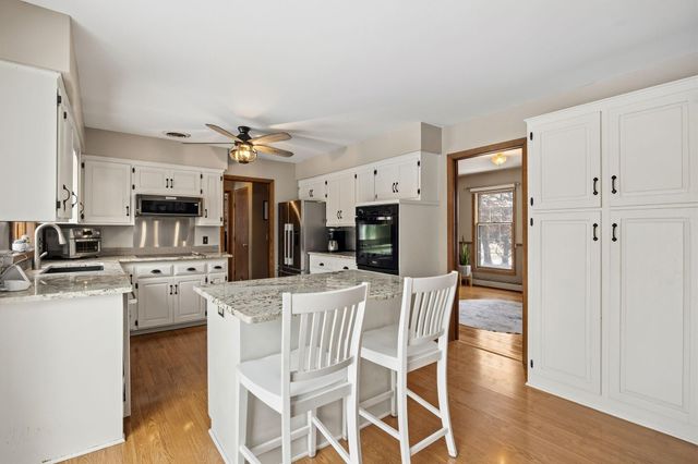 33214 Nueman Court, Lindstrom, MN 55045