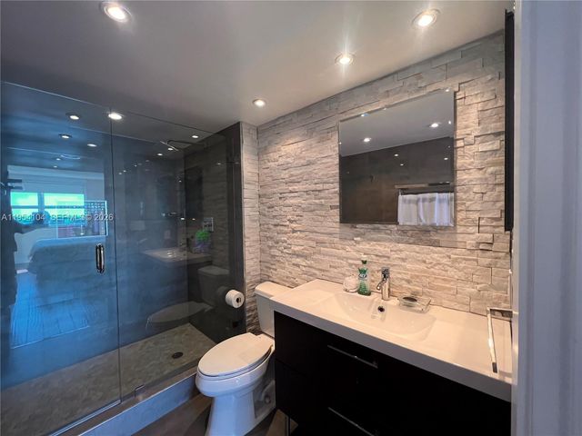 90 Alton Rd 2110, Miami Beach, FL 33139