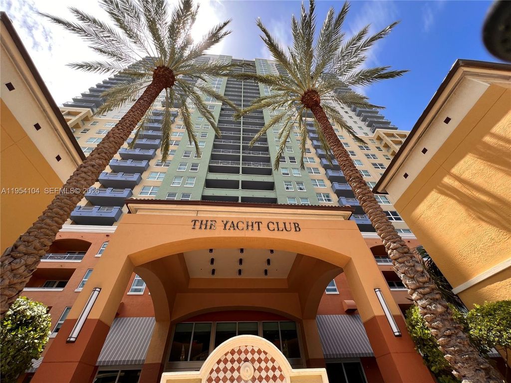 90 Alton Rd 2110, Miami Beach, FL 33139