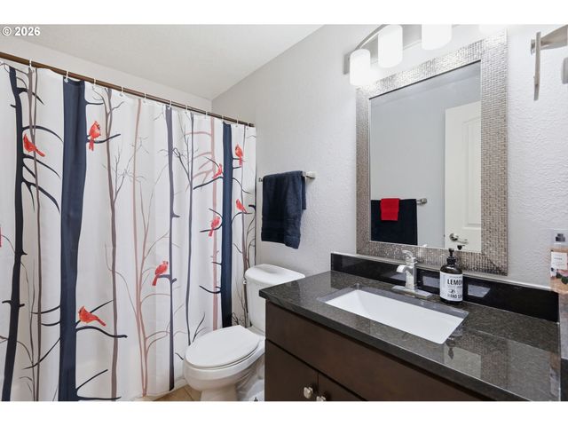 6450 B St, Springfield, OR 97478