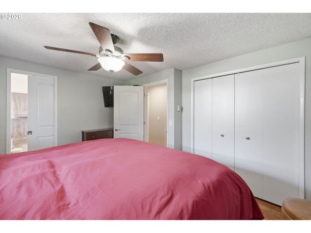 6450 B St, Springfield, OR 97478