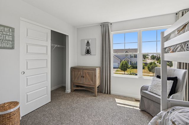 500 Arbor Ridge Drive, Hampshire, IL 60140