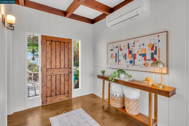 2633 Chelsea Dr, Oakland, CA 94611