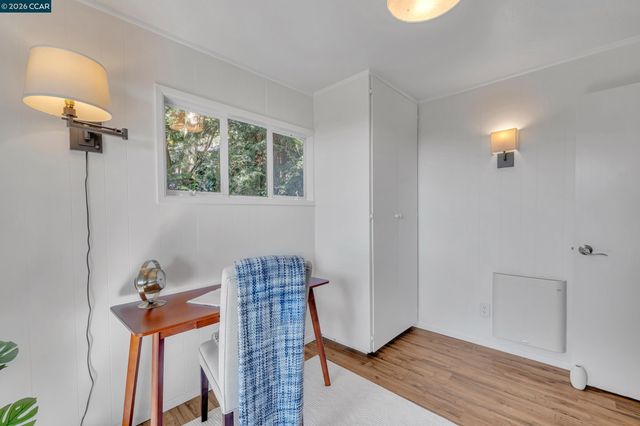 2633 Chelsea Dr, Oakland, CA 94611