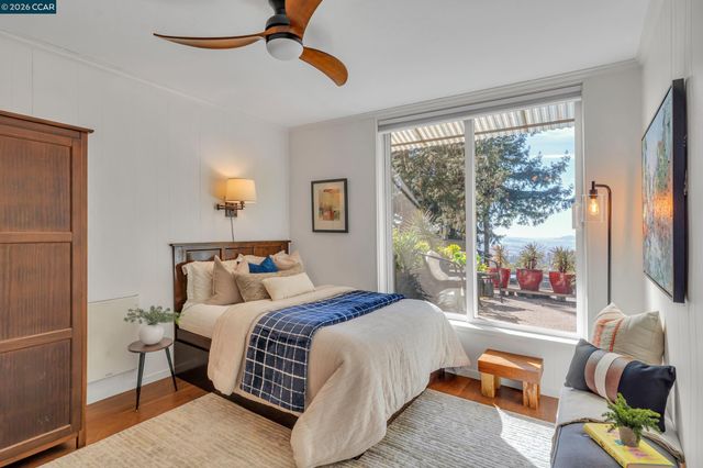 2633 Chelsea Dr, Oakland, CA 94611