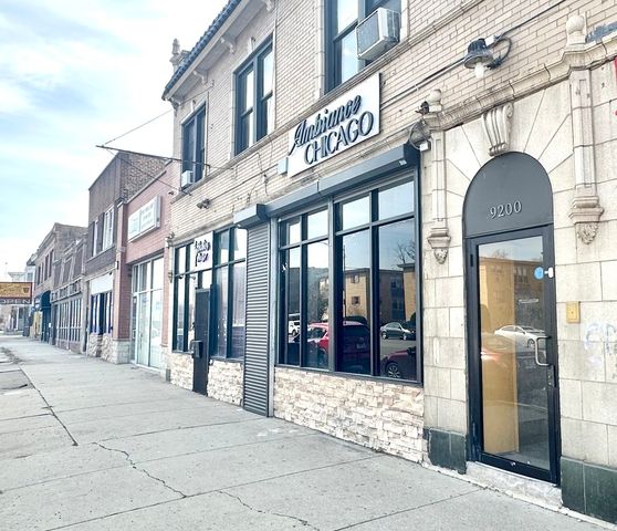 9202 S Cottage Grove Avenue, Chicago, IL 60619