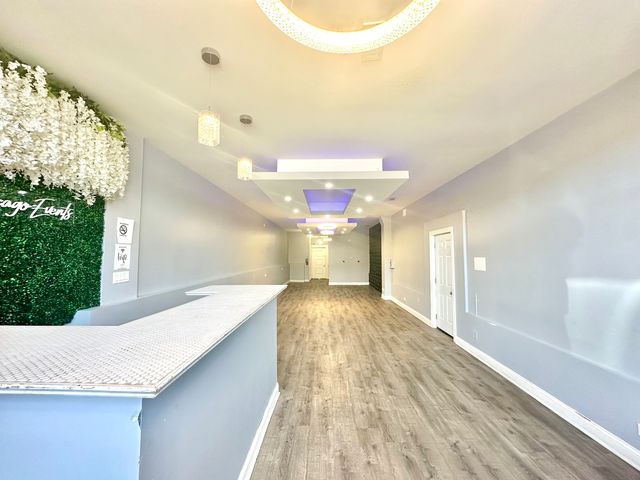 9202 S Cottage Grove Avenue, Chicago, IL 60619