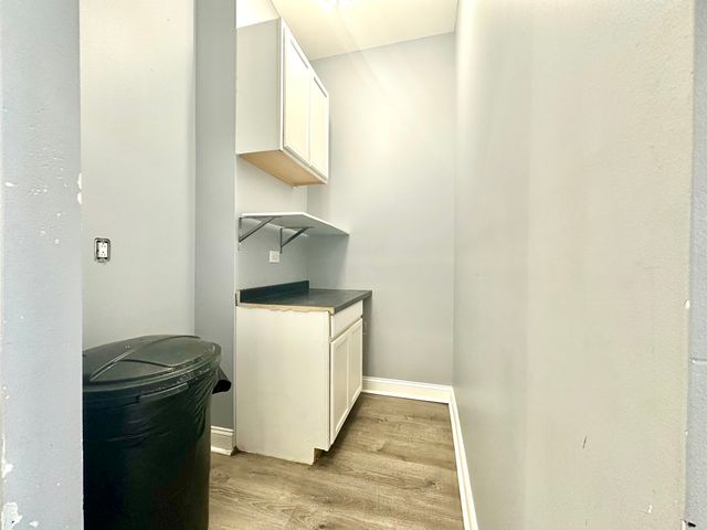 9202 S Cottage Grove Avenue, Chicago, IL 60619