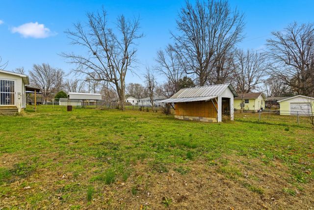 401 Linden Avenue, Monett, MO 65708