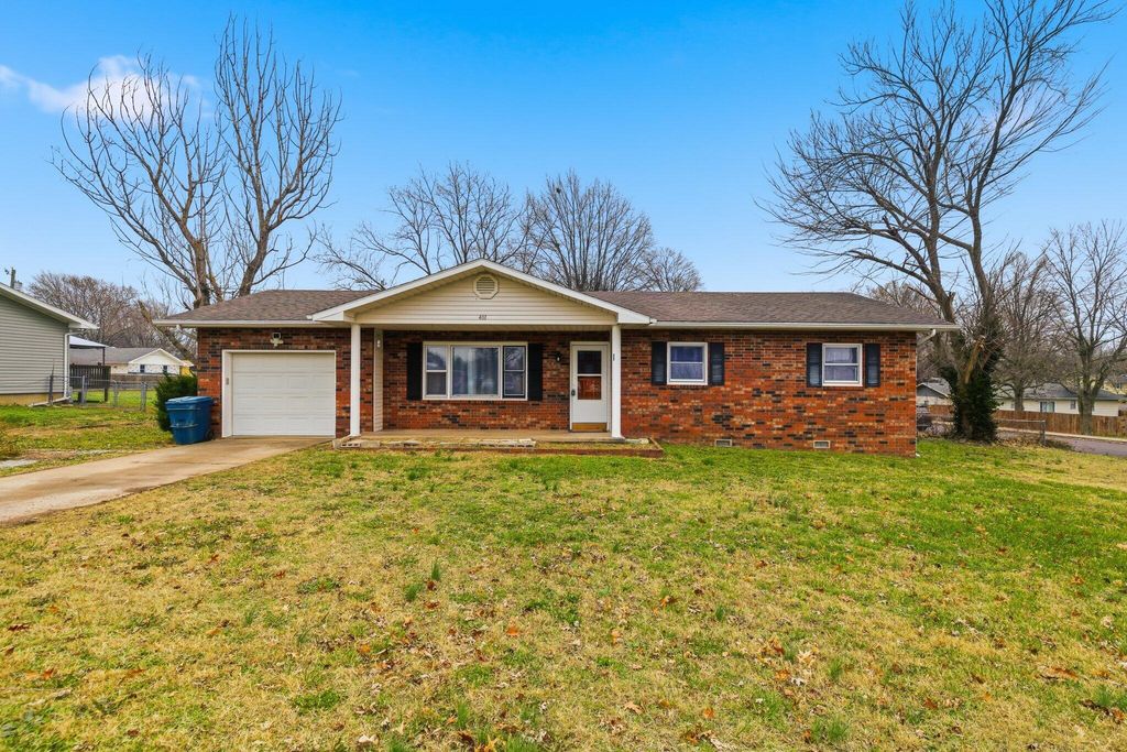 401 Linden Avenue, Monett, MO 65708