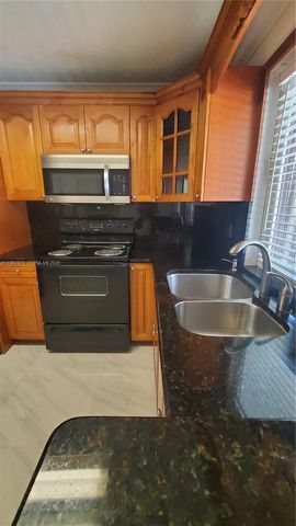 2638 Taylor St B2, Hollywood, FL 33020