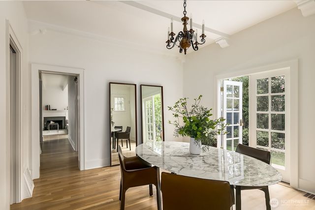 624 35th Avenue, Seattle, WA 98122