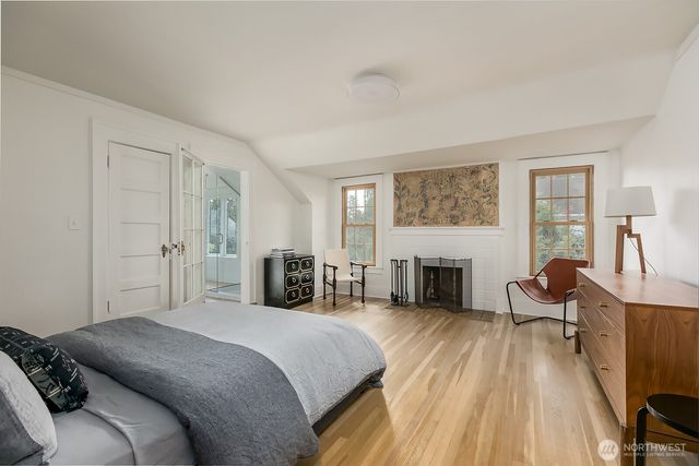 624 35th Avenue, Seattle, WA 98122