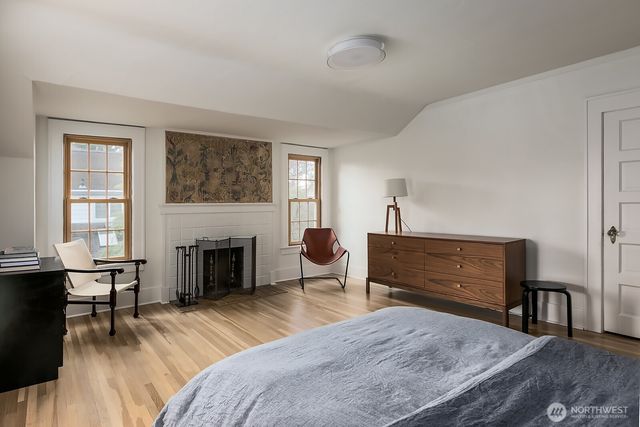 624 35th Avenue, Seattle, WA 98122