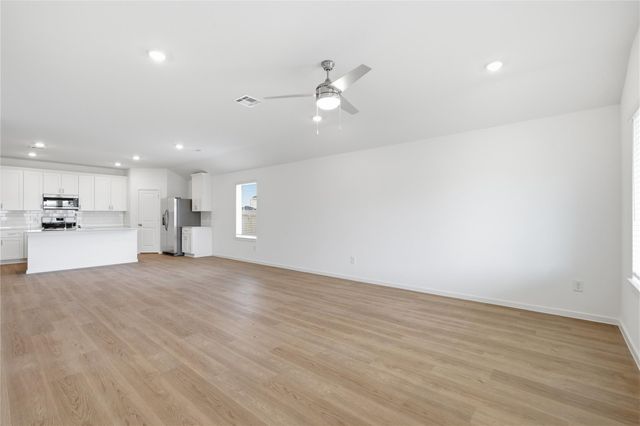 9030 Shady Cabana Way, Iowa Colony, TX 77583