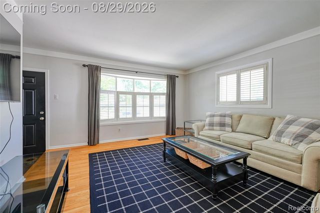 924 Allen Drive, Northville, MI 48167