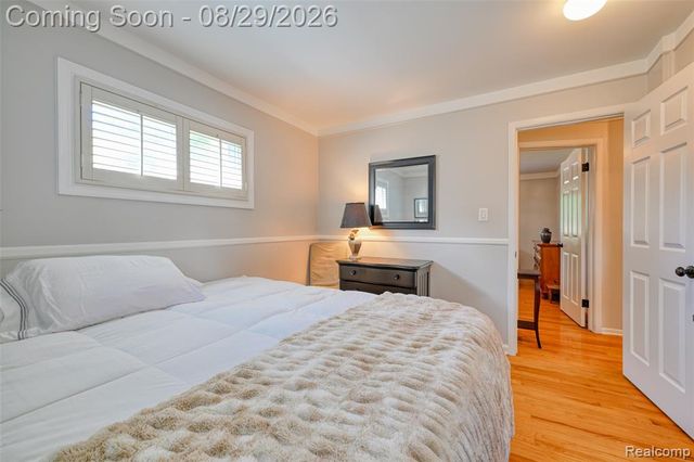 924 Allen Drive, Northville, MI 48167