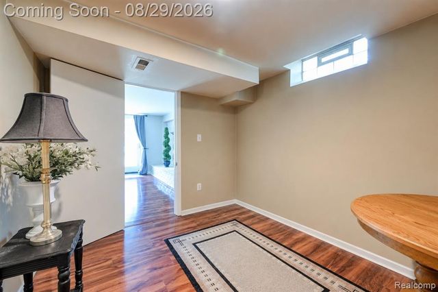 924 Allen Drive, Northville, MI 48167