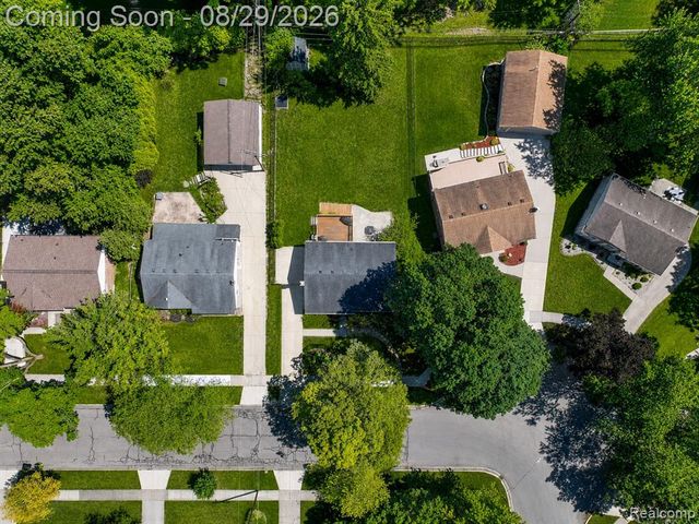 924 Allen Drive, Northville, MI 48167