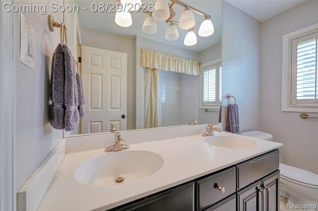 924 Allen Drive, Northville, MI 48167