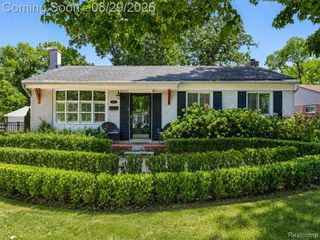 924 Allen Drive, Northville, MI 48167