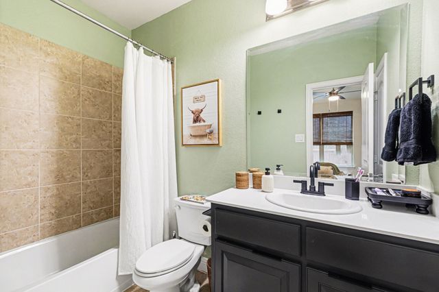 7315 Venice Drive 2, Grand Prairie, TX 75054