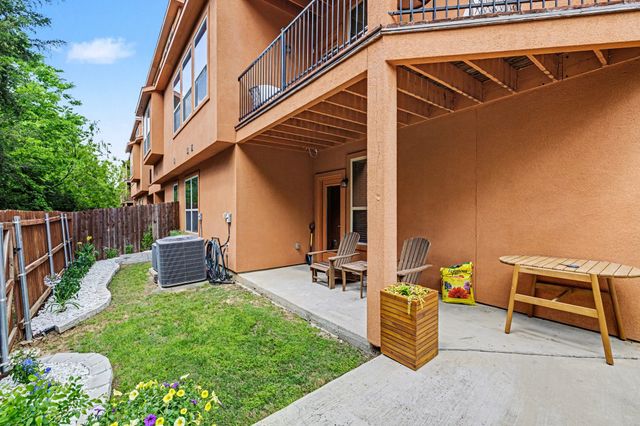 7315 Venice Drive 2, Grand Prairie, TX 75054