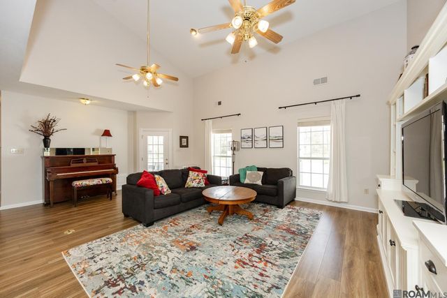 7918 Ben Fugler Rd, Denham Springs, LA 70706
