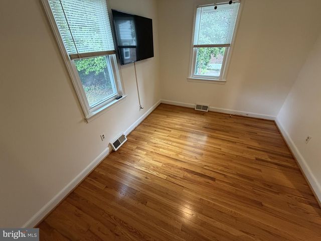 721 EDGEMOOR RD, Wilmington, DE 19809